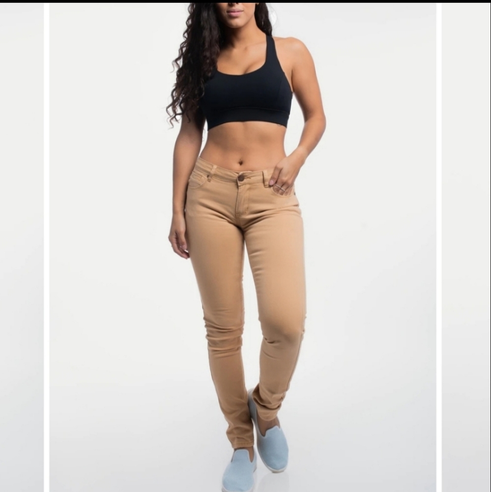 Nwt $149 Athletic Chino Pants in Dune Barbell Apparel